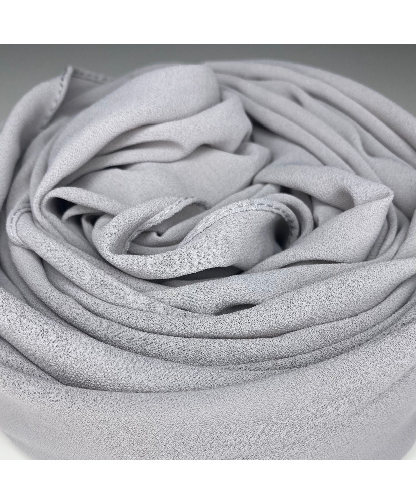 Hijab Mousseline Gris Perle – Légèreté et Élégance | AlmaModesty