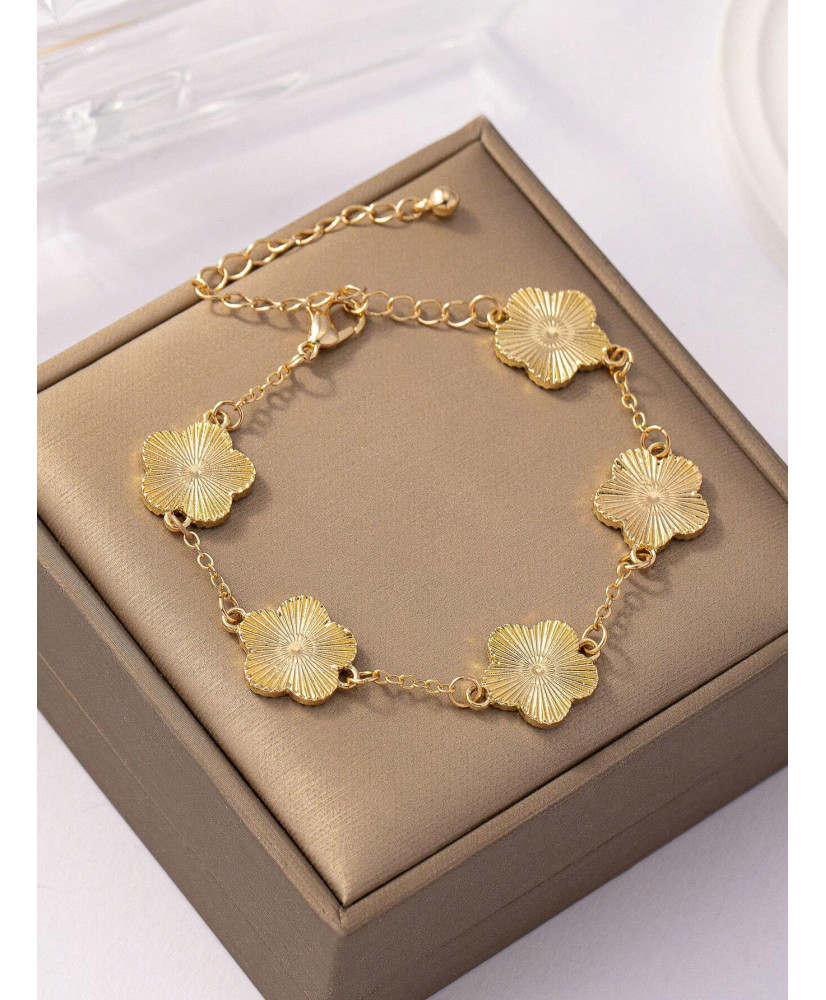 Bracelet trèfle à cinq feuilles en acier inoxydable doré | AlmaModesty